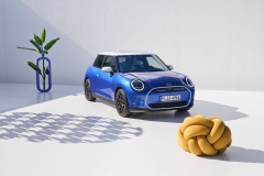 The New MINI Cooper SE