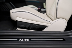 The New MINI Cooper SE