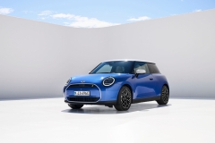 The New MINI Cooper SE