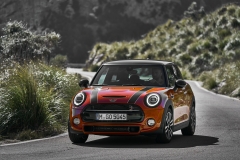 MINI HATCH (F56) 02