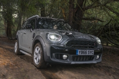 MINI COUNTRYMAN (F60) 05