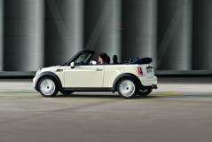 MINI cabrio (R57) 3