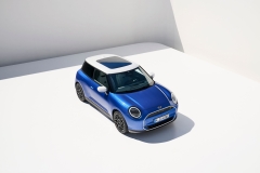 The New MINI Cooper SE