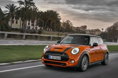 MINI HATCH (F56) 06