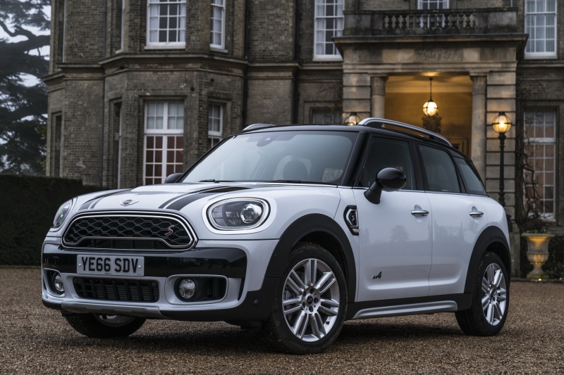 MINI COUNTRYMAN (F60) 03