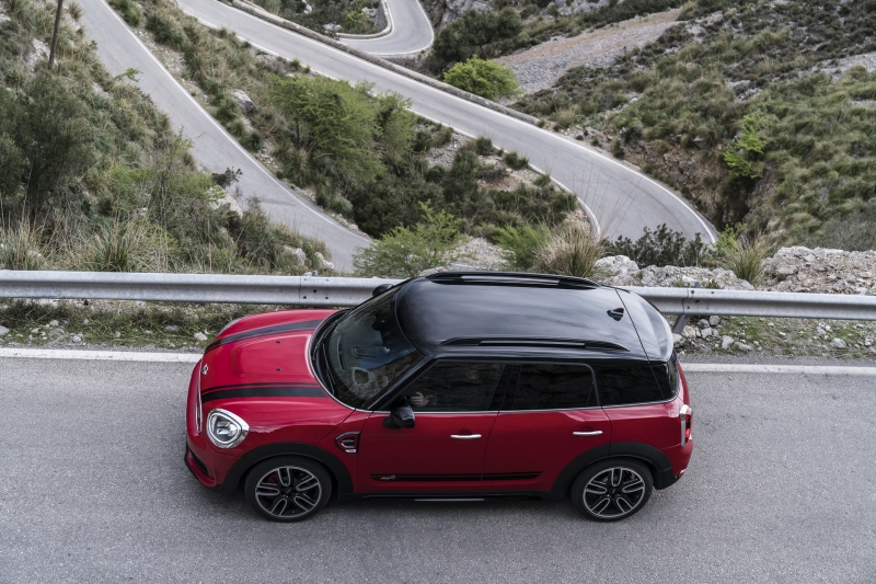 MINI Countryman (F60) 24