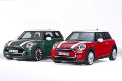 MINI 2022 LCI Cooper F56 (l) en F56 2022 (r)