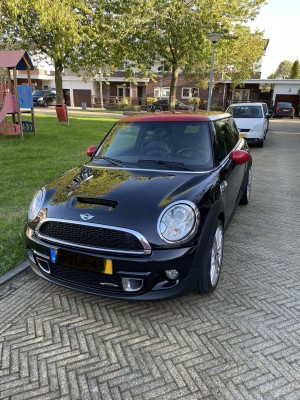MINI4.jpg