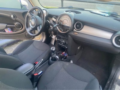 Mini 2011 (1).jpg